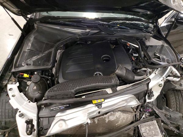 2019 MERCEDES-BENZ C-CLASS C300-4M — Engine bay