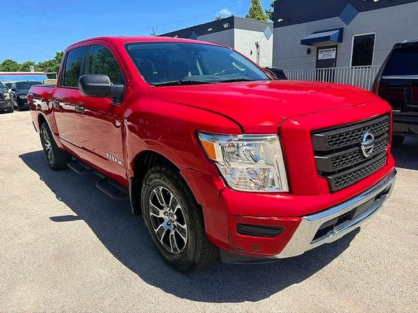 2022 NISSAN TITAN