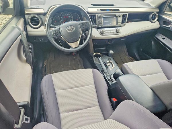 2015 TOYOTA RAV4 XLE (M Grade)