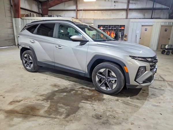 2026 HYUNDAI TUCSON SEL, SEL Plus