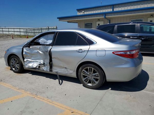 2017 TOYOTA CAMRY