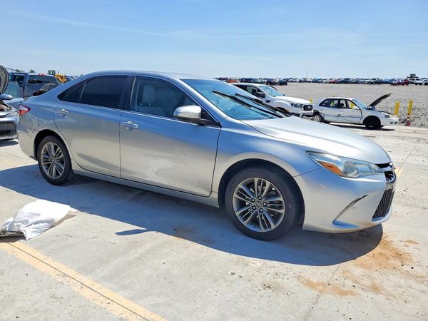 2017 TOYOTA CAMRY