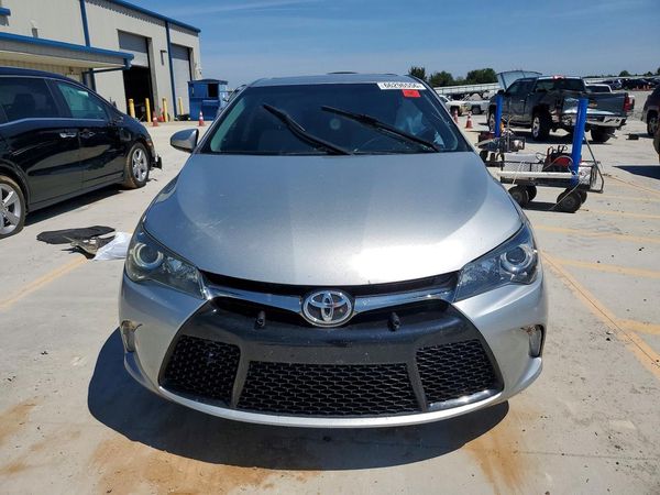 2017 TOYOTA CAMRY