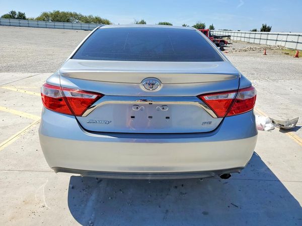 2017 TOYOTA CAMRY