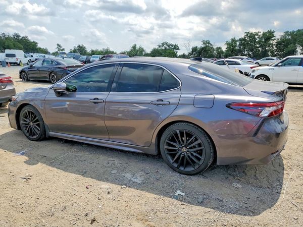 2022 TOYOTA CAMRY