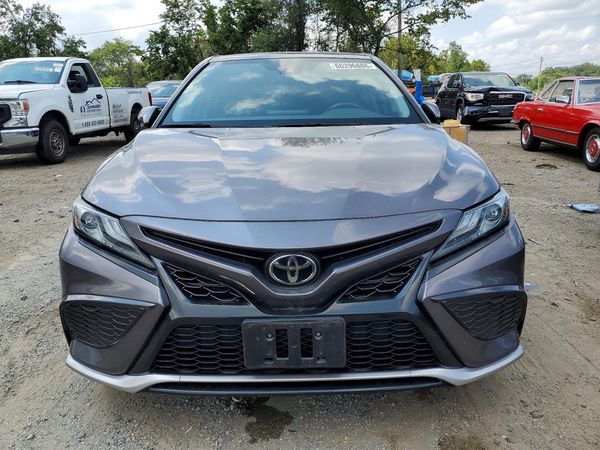 2022 TOYOTA CAMRY