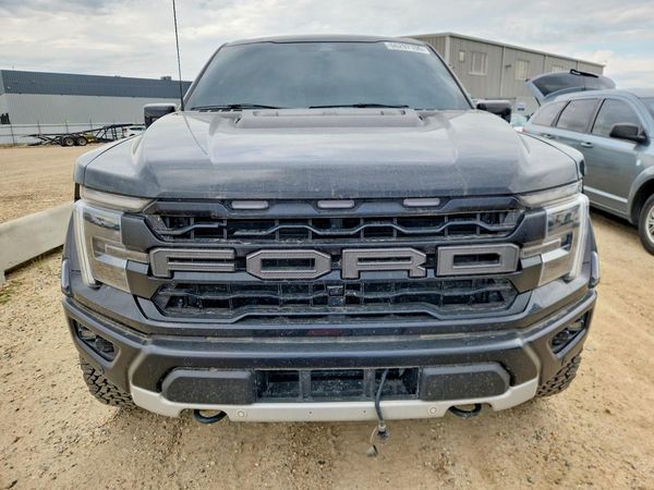 2024 FORD F150