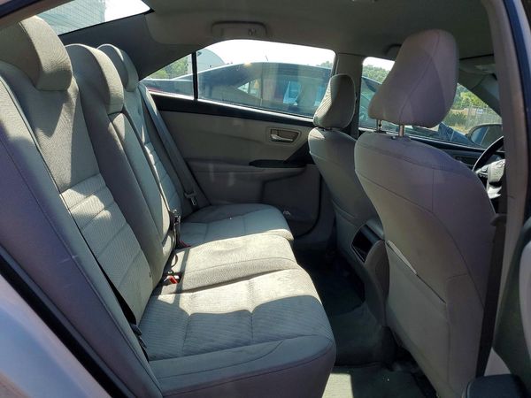 2016 TOYOTA CAMRY