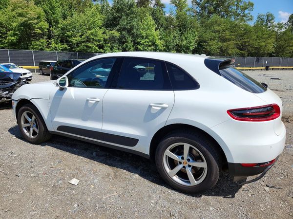 2018 PORSCHE MACAN