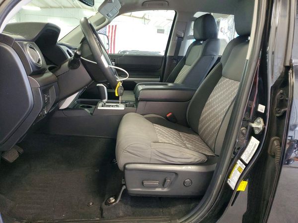 2020 TOYOTA TUNDRA SR5 Grade — DENT
