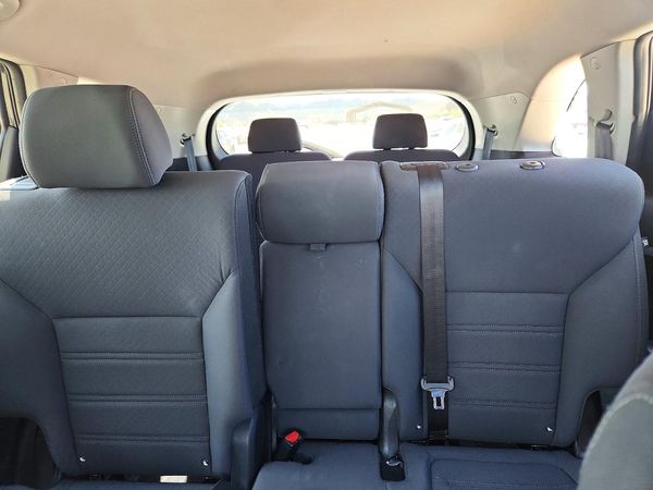 2016 KIA SORENTO L / LX — SUVN