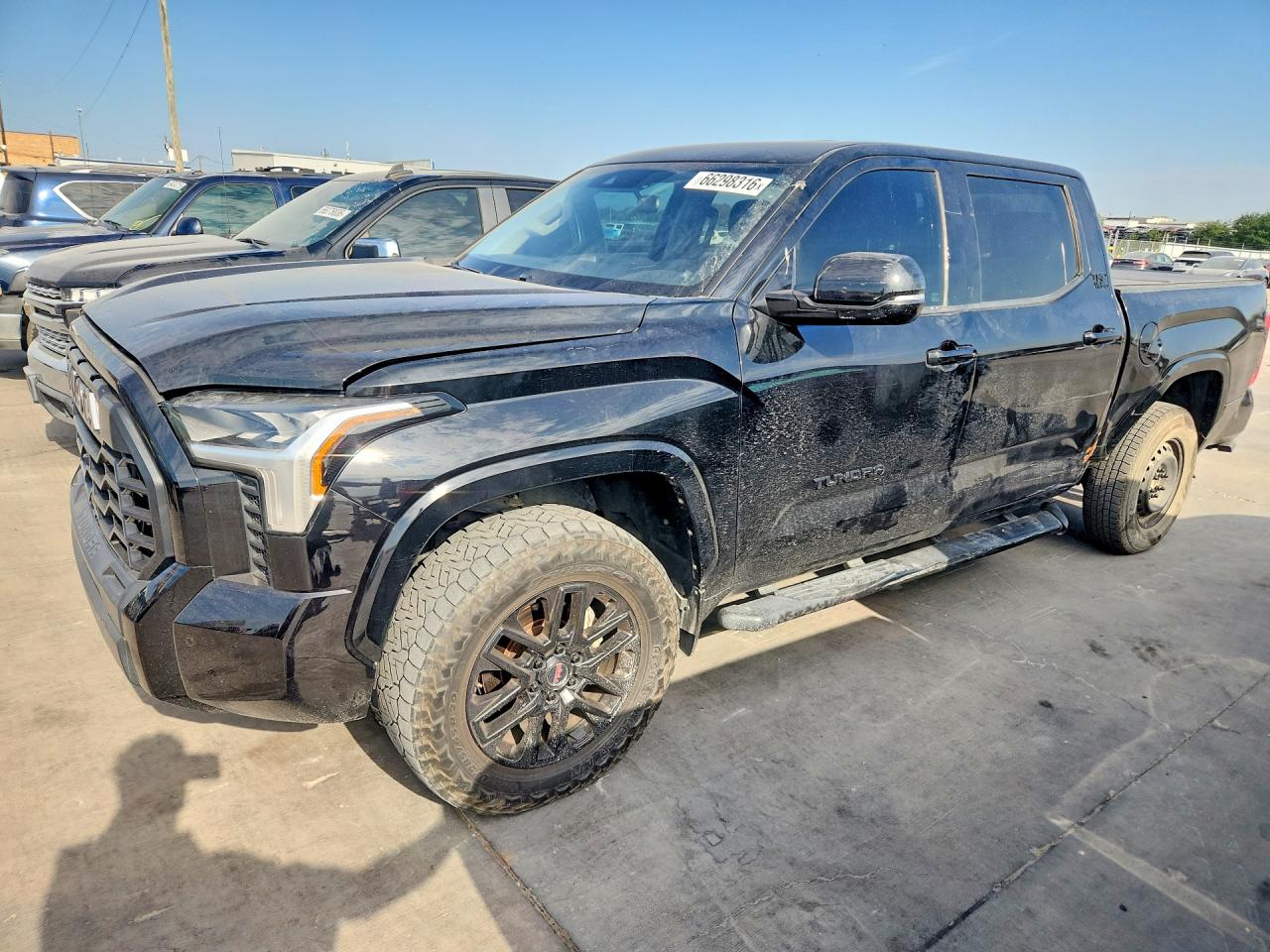 2022 TOYOTA TUNDRA SR5