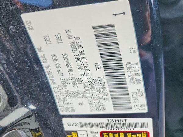 2022 TOYOTA TUNDRA SR5