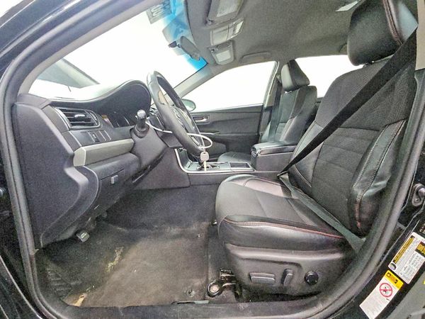 2017 TOYOTA CAMRY LE/SE/XLE/XSE — DENT