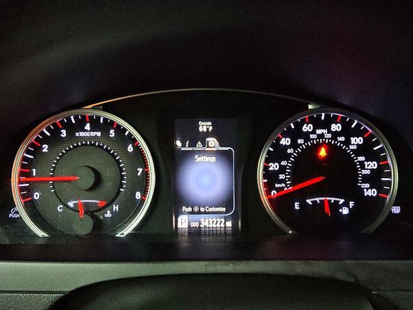 2016 TOYOTA CAMRY — ODOM