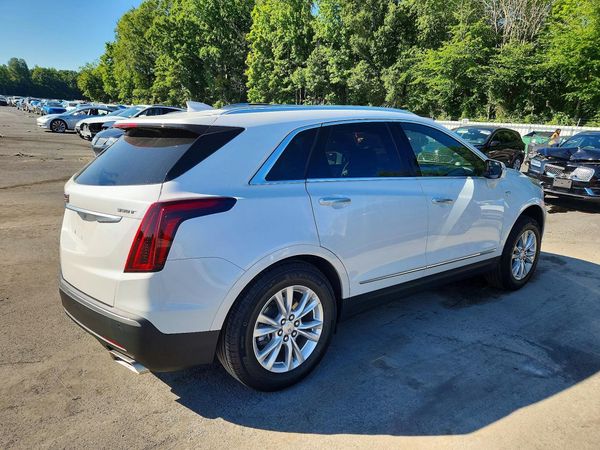 2024 CADILLAC XT5 Luxury