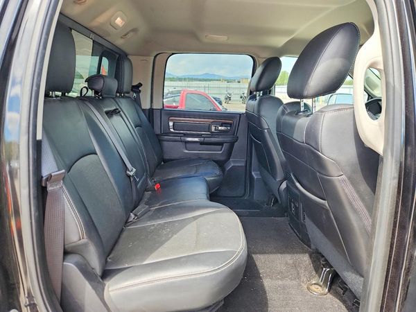 2016 RAM 1500 Laramie