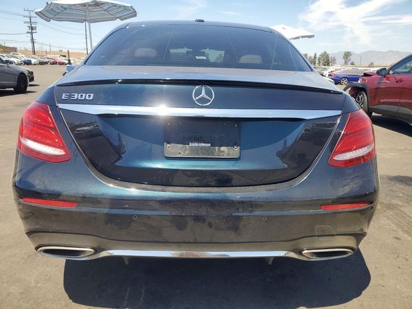 2017 MERCEDES-BENZ E E300
