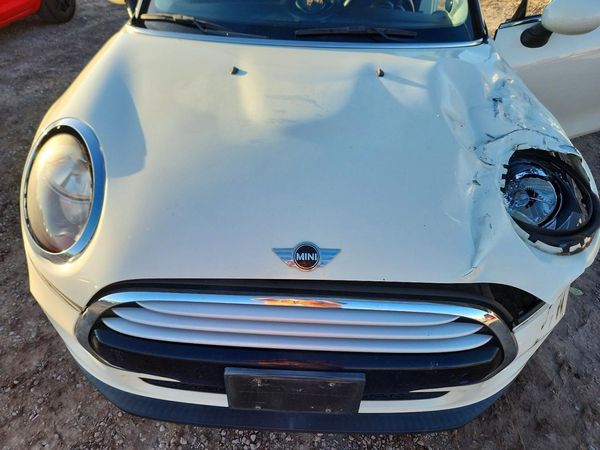 2015 MINI COOPER