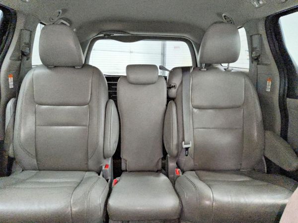 2020 TOYOTA SIENNA D grade — SUVN