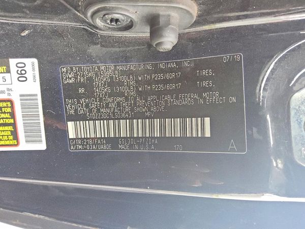 2020 TOYOTA SIENNA D grade — VINS