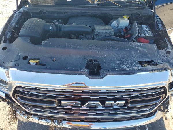 2019 RAM 1500 LIMITED CREW CAB 4X4