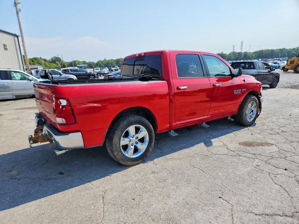 2014 RAM 1500 SLT