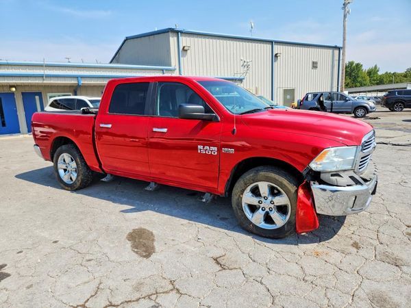 2014 RAM 1500 SLT