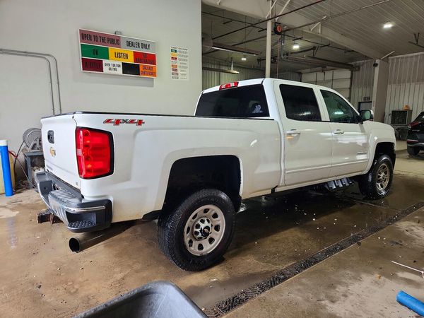 2017 CHEVROLET SILVERADO LT