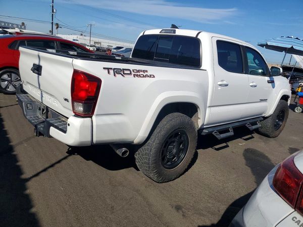 2019 TOYOTA TACOMA SR5