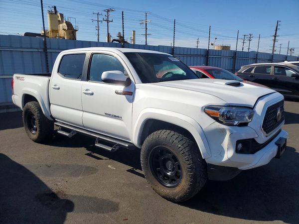 2019 TOYOTA TACOMA SR5