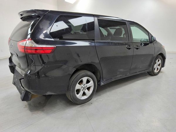 2019 TOYOTA SIENNA L — PSRA