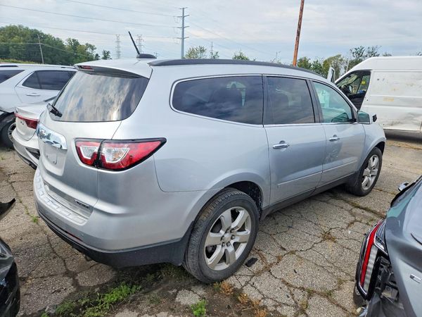 2017 CHEVROLET TRAVERSE