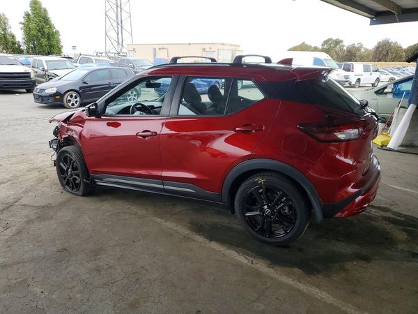 2022 NISSAN KICKS