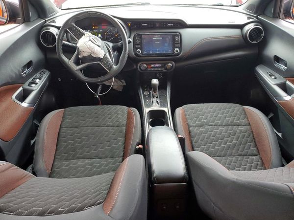 2022 NISSAN KICKS