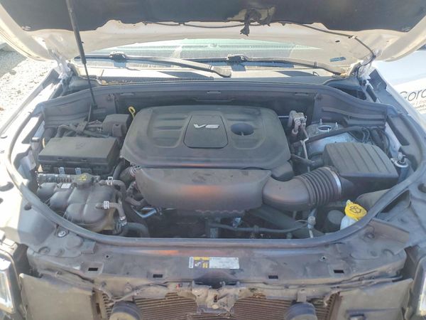 2019 JEEP GRAND CHEROKEE — Engine bay