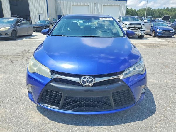 2015 TOYOTA CAMRY