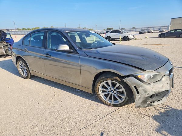 2016 BMW 320