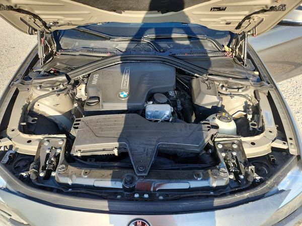 2016 BMW 320