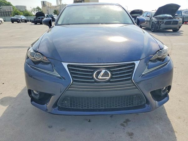 2015 LEXUS IS