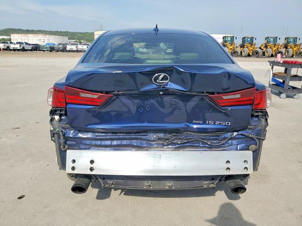 2015 LEXUS IS