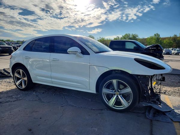 2024 PORSCHE MACAN Macan, Macan T