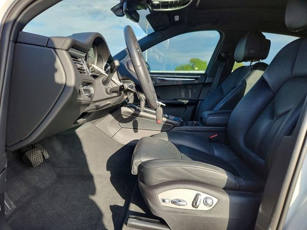 2024 PORSCHE MACAN Macan, Macan T