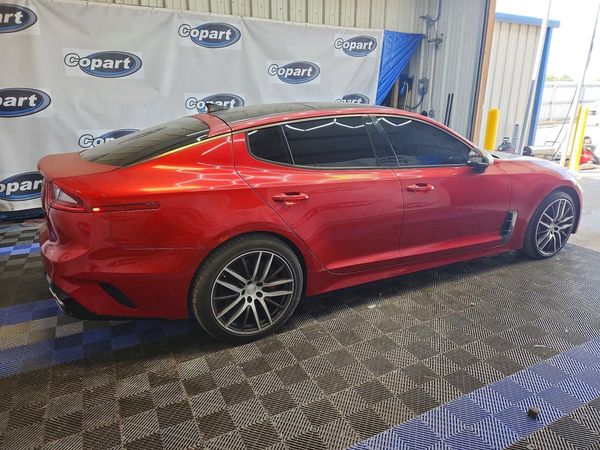 2018 KIA STINGER GT2
