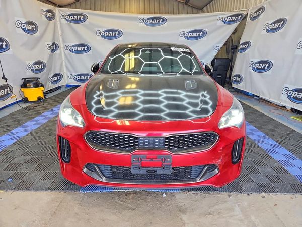 2018 KIA STINGER GT2