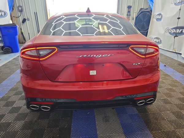 2018 KIA STINGER GT2