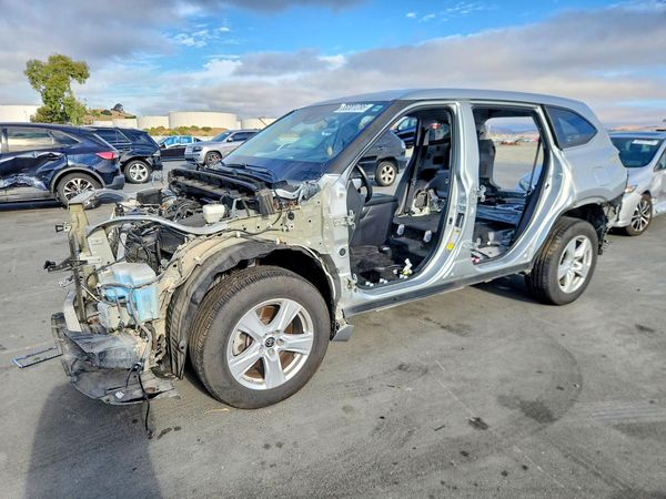 2022 TOYOTA HIGHLANDER