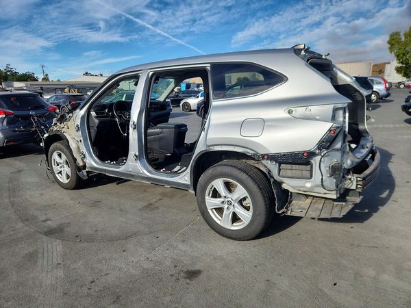 2022 TOYOTA HIGHLANDER
