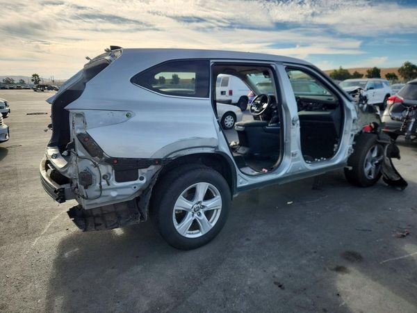 2022 TOYOTA HIGHLANDER