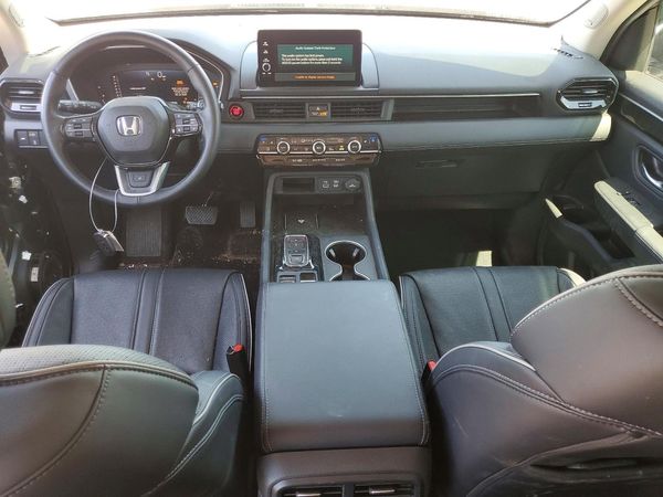2025 HONDA PILOT
